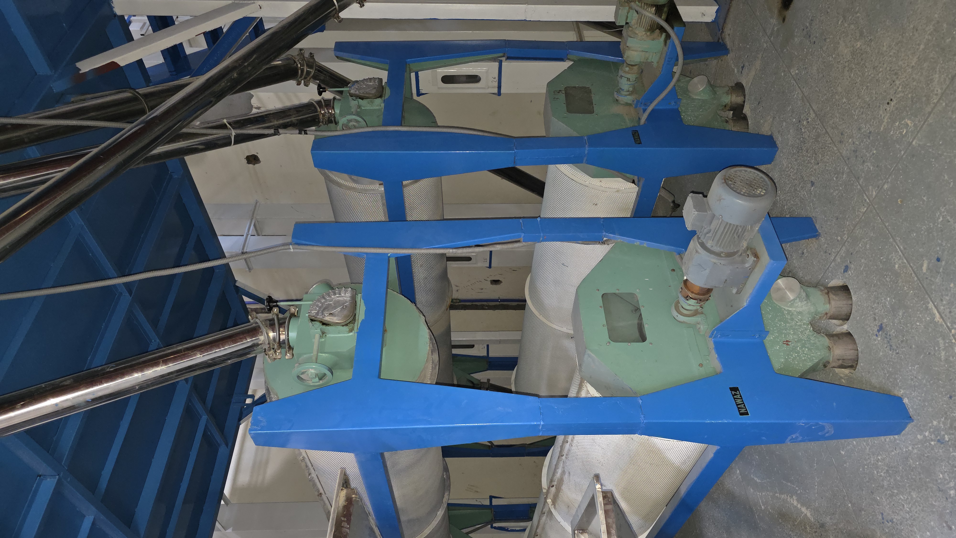 Length grading line supporting Super Basmati Rice quality presentation.